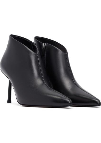 Kadın Siyah Fermuarlı Ince Topuklu Deri Bot 25AFD101018 indirimleri