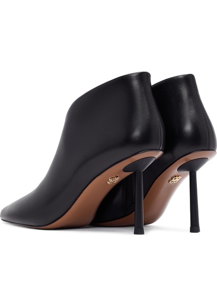 Kadın Siyah Fermuarlı Ince Topuklu Deri Bot 25AFD101018
