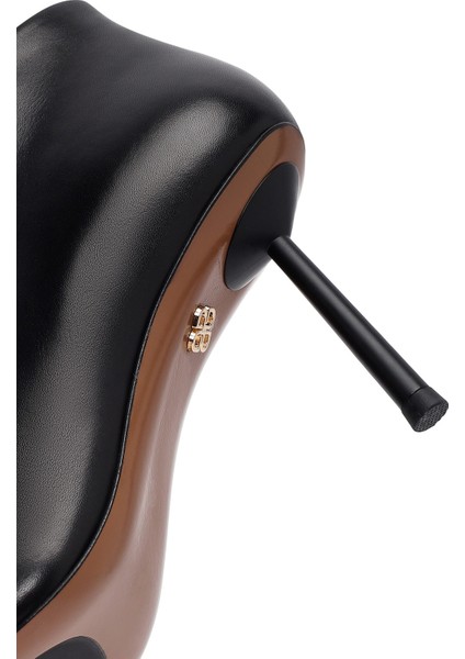 Kadın Siyah Fermuarlı Ince Topuklu Deri Bot 25AFD101018