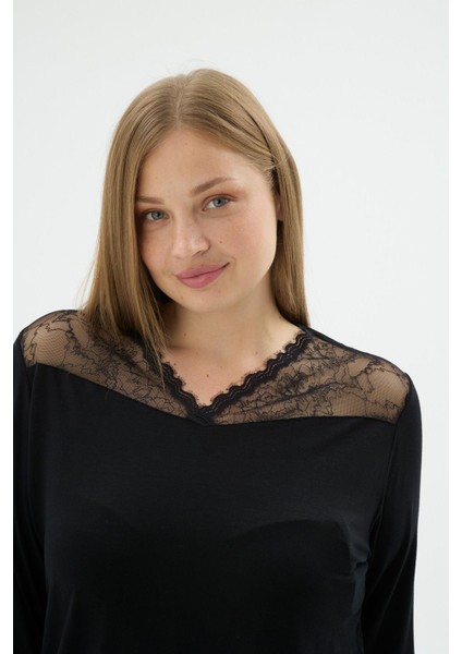 Kadın Siyah Renk Büyük Beden Uzun Kollu V Yaka Dantel Detaylı Pijama Takımı C3T2N371 fırsatları