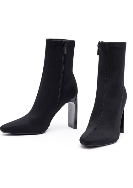 Kadın Siyah Fermuarlı Yüksek Kalın Topuklu Kumaş Bot 25AFD44046F modelleri