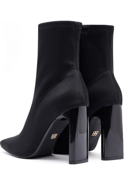 Kadın Siyah Fermuarlı Yüksek Kalın Topuklu Kumaş Bot 25AFD44046F