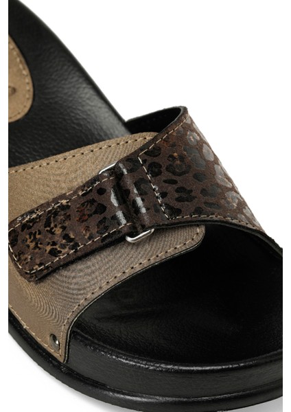 607051.Z4PR Kahverengi Kadın Dolgu Topuk Terlik