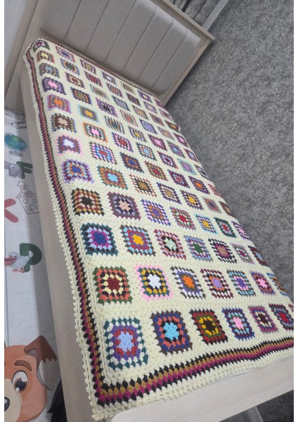 Motifli Ei Örneğin Yatak Örtüsü,battaniye, Dekoratif Amaçlı Örtü modelleri