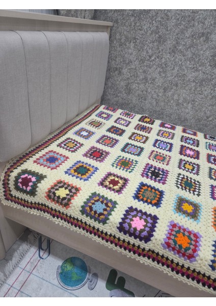 Motifli Ei Örneğin Yatak Örtüsü,battaniye, Dekoratif Amaçlı Örtü indirimleri