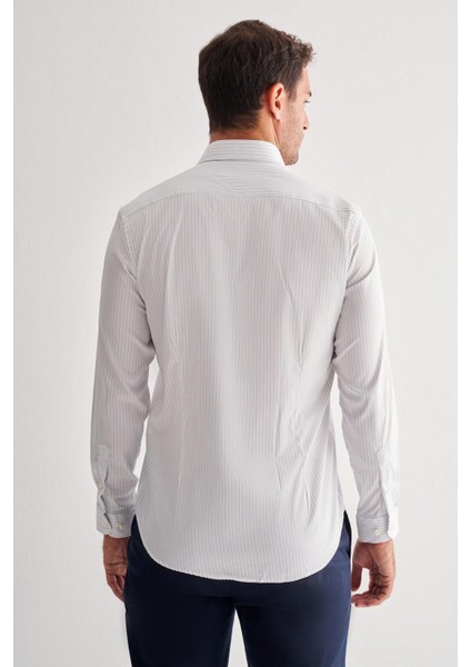 Beyaz Yarım Italyan Yaka Uzun Kol Cepsiz Slim Fit Cls Gömlek 1004255174 indirimleri