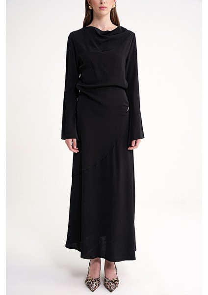 Siyah Degaje Yaka Vücuda Oturan Yırtmaçlı Elbise 94502 fiyatları