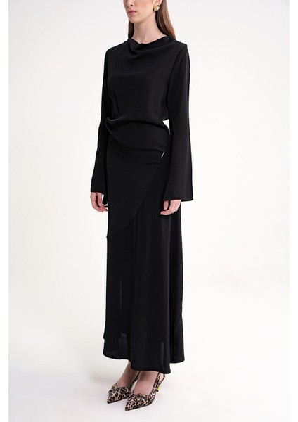 Siyah Degaje Yaka Vücuda Oturan Yırtmaçlı Elbise 94502 modelleri