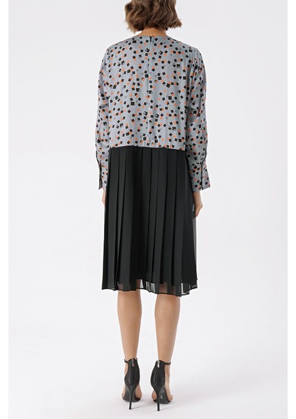 Gri Pilise Detaylı Bol Kesim Elbise 94365 fırsatları