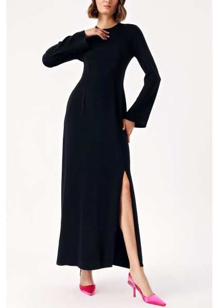 Siyah Uzun Vücuda Oturan Yırtmaç Detaylı Elbise 94379