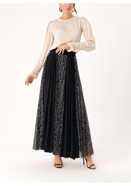 Siyah Dantel Detaylı Piliseli Etek 81273