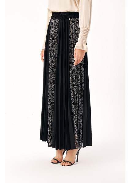 Siyah Dantel Detaylı Piliseli Etek 81273 modelleri