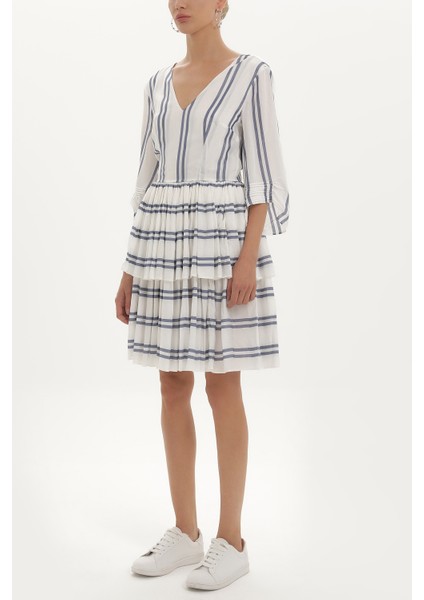 Mavi V Yaka Volanlı Çizgili Mini Elbise 92384 indirimleri