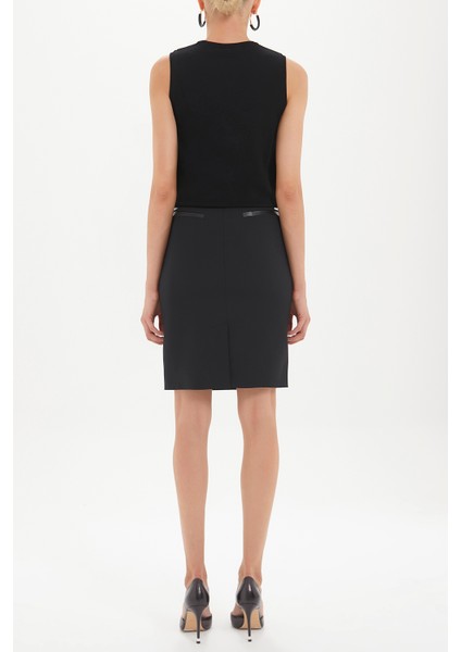 Siyah Derili Diz Üstü Yün Etek 80607