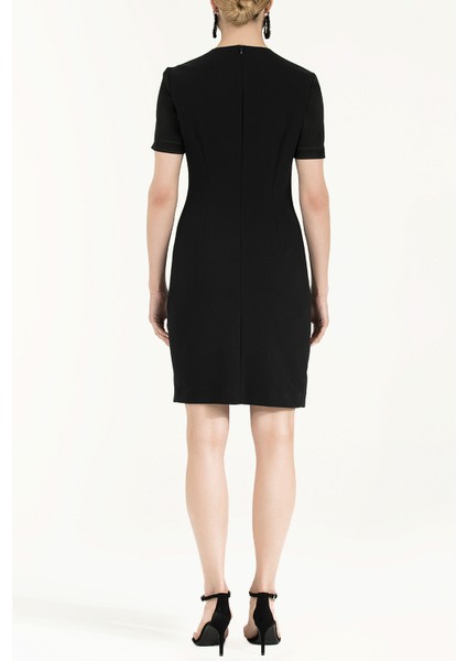 Siyah Kısa Kollu Dar Kesim Mini Elbise 91399 fırsatları