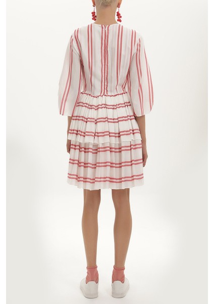 Kırmızı V Yaka Volanlı Çizgili Mini Elbise 92384 fırsatları