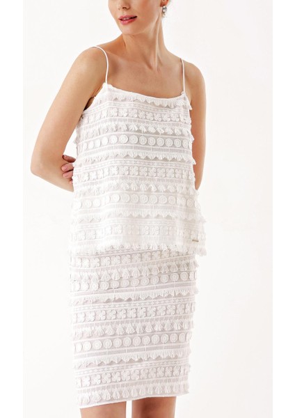 Beyaz Brodeli Kalem Etek 81042 fiyatları