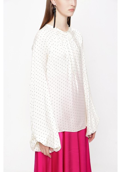 Beyaz Siyah Kolları Büzgülü Bluz 19833 fiyatları