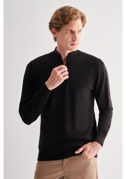 Siyah Fermuarlı Dik Yaka Uzun Kol Cepsiz Comfort Fit Classic Pamuklu Triko Kazak 1012255201