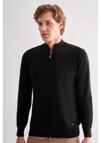 Siyah Fermuarlı Dik Yaka Uzun Kol Cepsiz Comfort Fit Classic Pamuklu Triko Kazak 1012255201 modelleri