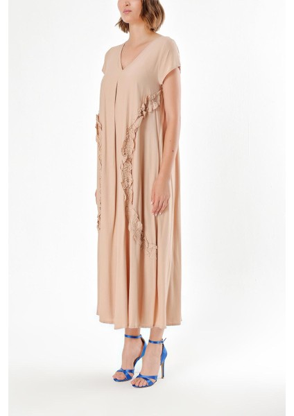 Bej V Yaka Fırfırlı Elbise 92284 modelleri