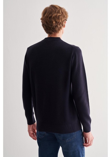 Koyu Lacivert Yarım Balıkçı Yaka Uzun Kol Cepsiz Comfort Fit Casual Pamuklu Triko Kazak 1012255203 indirimleri