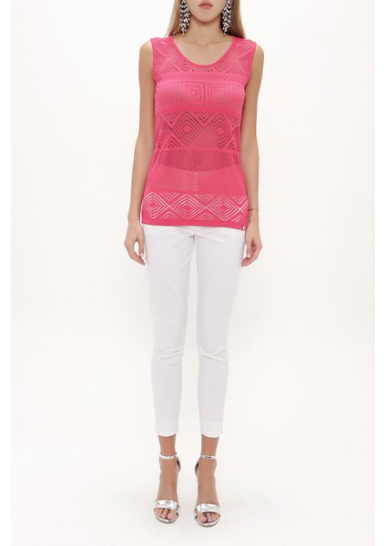 Mercan Delikli Örgü Kolsuz Trıko Bluz 28649