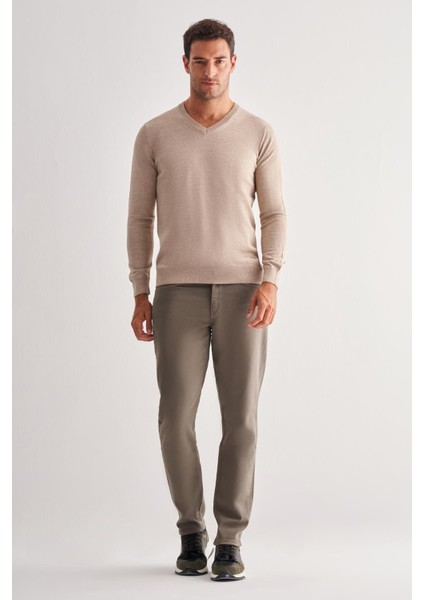 Açık Bej V Yaka Uzun Kol Cepsiz Comfort Fit Classic Yünlü Triko Kazak 1012255002 fiyatları