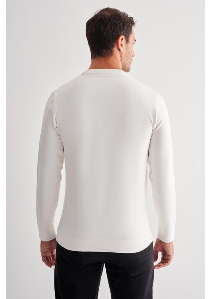 Ekru Uzun Kol Bisiklet Yaka Cepsiz Slim Fit Triko 1012255151