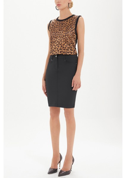 Siyah Likra Kumaş Diz Üstü Etek 80622