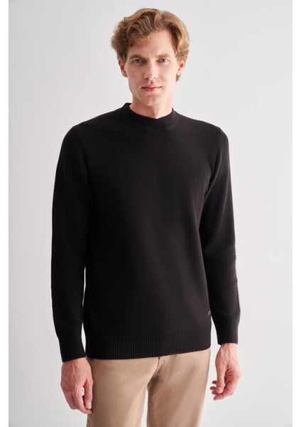 Siyah Yarım Balıkçı Yaka Uzun Kol Cepsiz Comfort Fit Casual Pamuklu Triko Kazak 1012255203