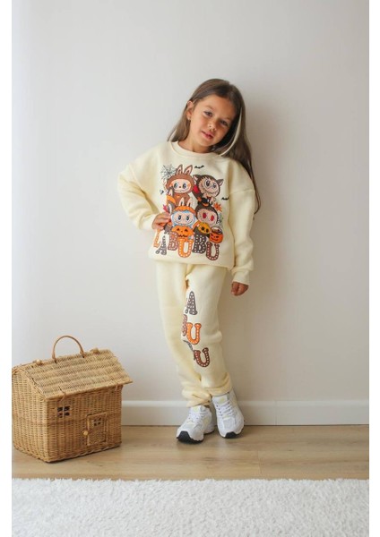 Kız Çocuk Labubu Modelli 3 Iplik Şardonlu Eşofman Takımı fiyatları