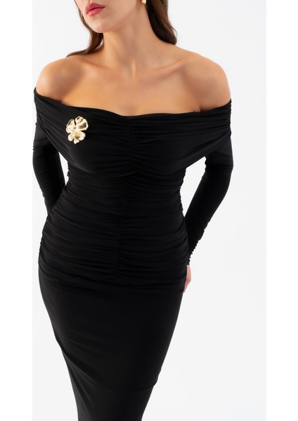 Kadın Siyah Büzgü Detay Uzun Elbise fırsatları