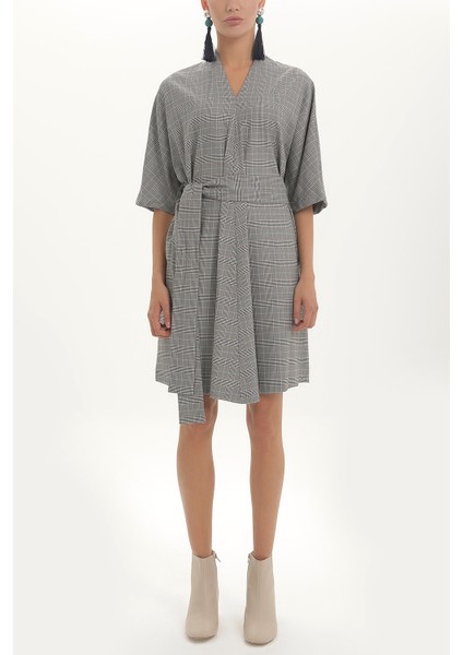 Siyah Kemerli V Yaka Bol Kesim Mini Elbise 92408