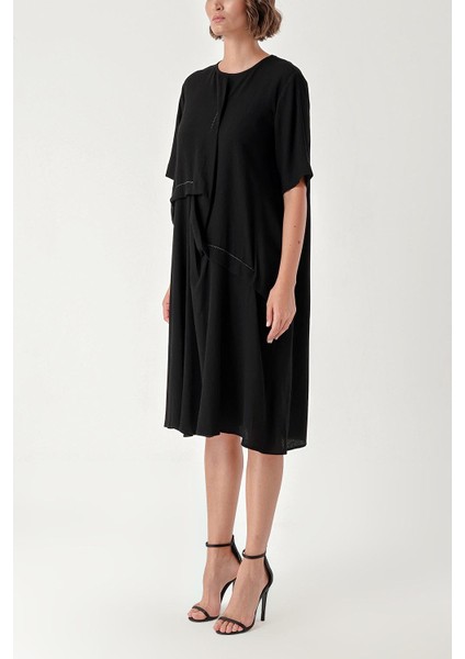 Siyah Kontrast Dikiş Detaylı Bol Kesim Elbise 94277 modelleri