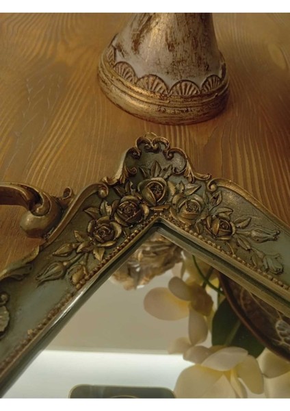 Şık Oymalı Hediyelik Aynalı Klasik Sunum Tepsi modelleri