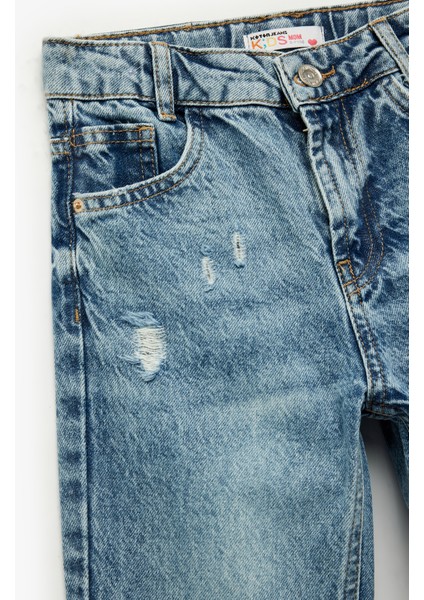 Cep Detaylı Yıpratılmış Detaylı Mom Fit Pamuklu Denim Pantolon modelleri