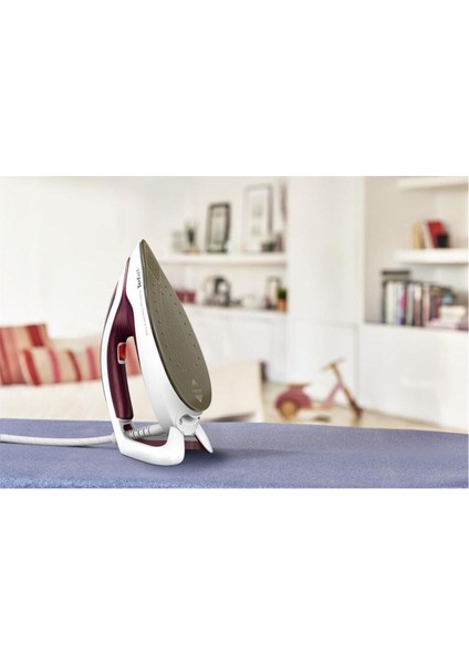 Güçlü 2600W Buhar Kazanlı Ütü, Sürekli ve Şok Buhar Özelliği