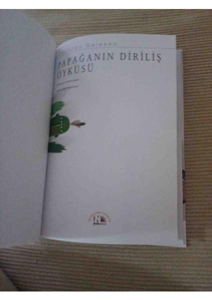 Papaganın Dirilis Oykusu Eduardo Galeona 2010 Basım Ctlı Buyuk Ebat Renkli Cok Temiz Durumdadir modelleri