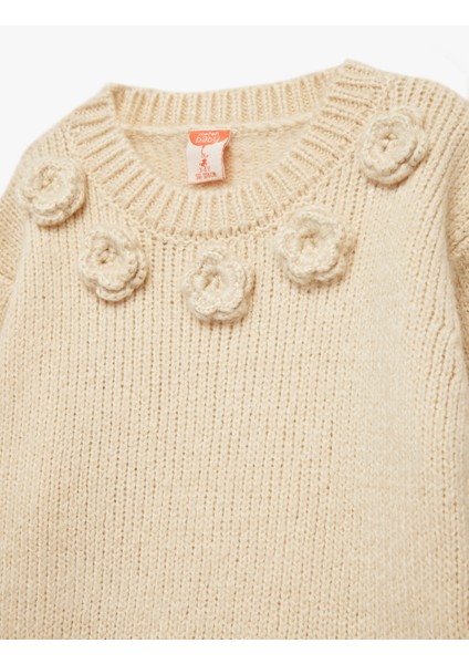 Aplike Gül Detaylı Uzun Kollu Bisiklet Yaka Triko Kazak modelleri