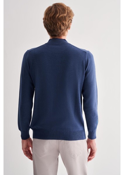 Indigo Mavi Fermuarlı Dik Yaka Uzun Kol Cepsiz Comfort Fit Classic Pamuklu Triko Kazak 1012255201 indirimleri