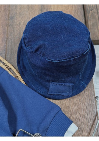 Kot Pantolon Çift Taraflı Şapka Nakışlı Likralı Sweatshirt 3 Lü Erkek Bebek Takım modelleri