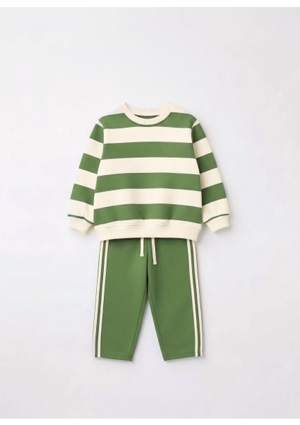 Unisex Çocuk Pamuklu Yeşil Çizgili Sweatshirt ve Şeritli Eşofman Takım - Rahat Kesim