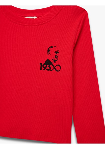 Bisiklet Yaka Uzun Kollu Pamuklu Atatürk Baskılı Tişört modelleri