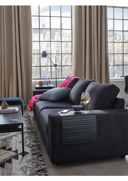 Kolçak Tepsisi, Siyah fiyatları