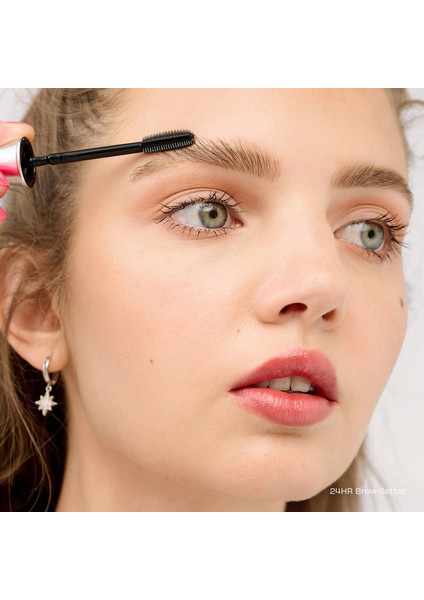 Benefit Dream Team - Makyaj Seti 4 G + 30 ml + 3,5 ml + 4 G fırsatları