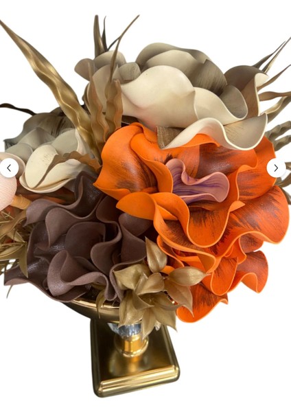 Gold Renk Kristal Tabanlı Metal Vazolu Aranjman Yapay Çiçek – Modern & Şık Salon Masa Üstü Dekoru