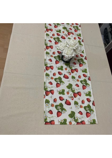 Çilek Desenli Runner, Duck Kumaş Runner, Su ve Leke Itici | Dayanıklı, Modern Tasarım 35X120 cm fırsatları