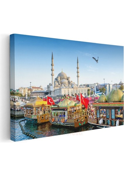 Yeni Camii - Istanbul'un Renkli Tekneleri Kanvas Tablo modelleri