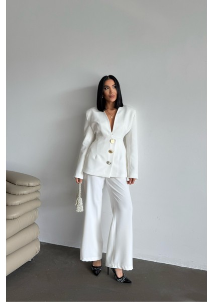 Tasarım Ceket-Pantolon Takım Metal Düğme Detaylı - Beyaz fiyatları